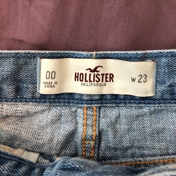 Bundle - 2 Hollister shorts in 00 - Picture 13 of 16
